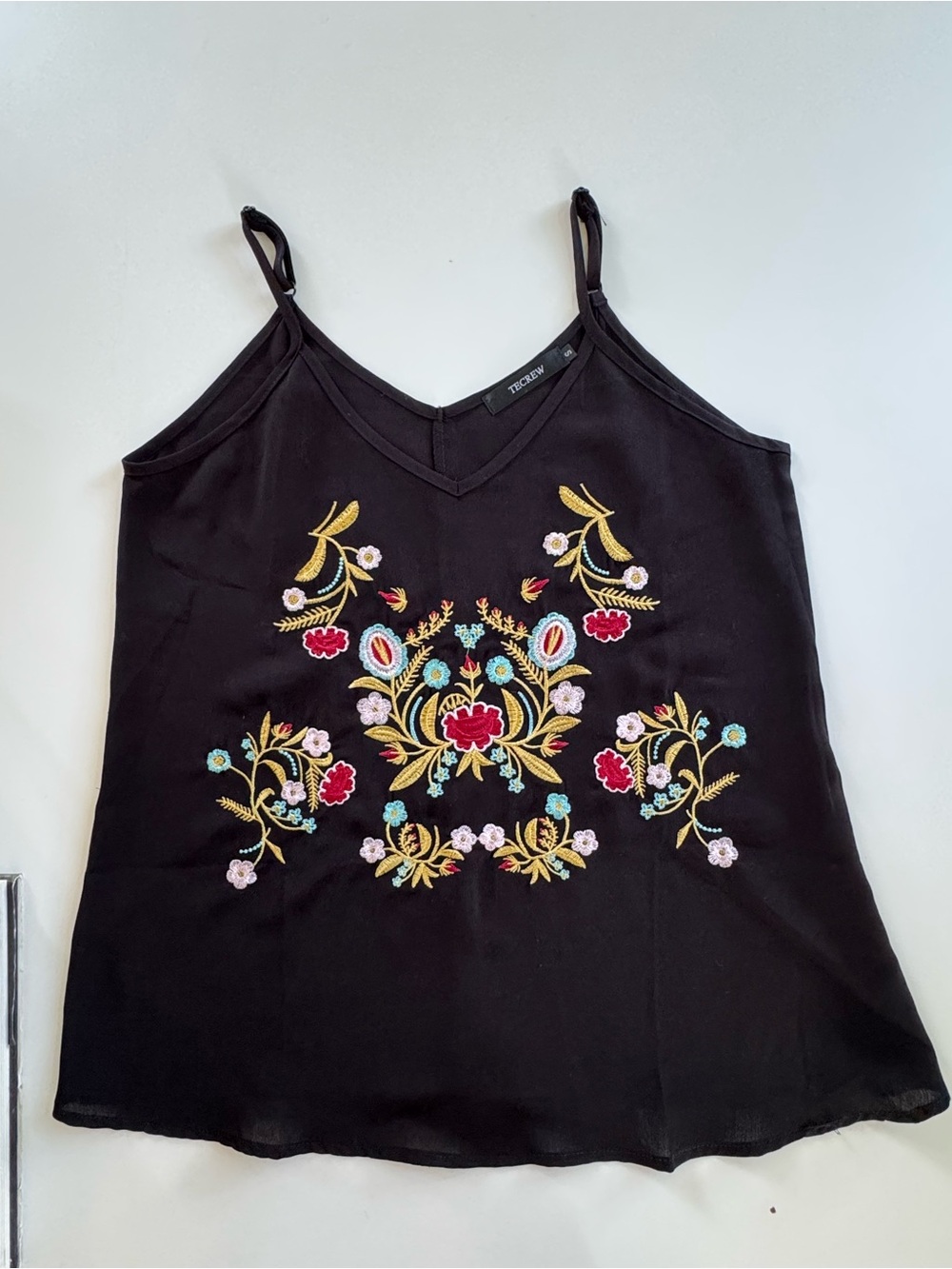 Trixxi Black Floral Embroidered V‑Neck Cami Top